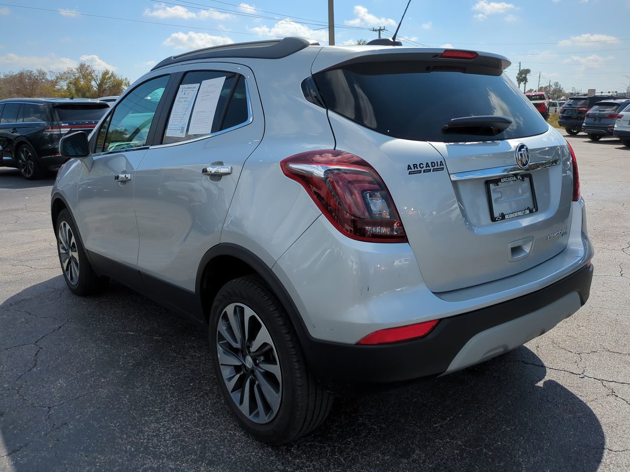 Used 2022 Buick Encore Preferred w/ Safety Package AWD/4WD image 6
