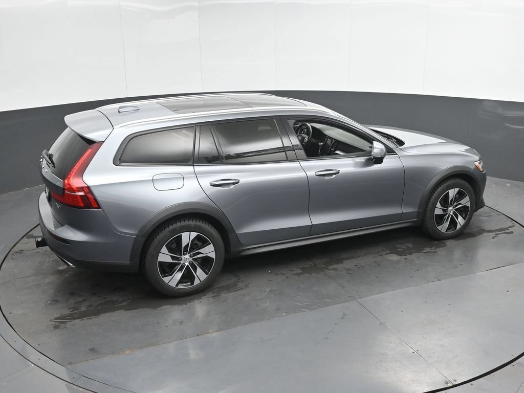 Used 2020 Volvo V60 T5 Cross Country w/ Protection Package AWD/4WD image 14