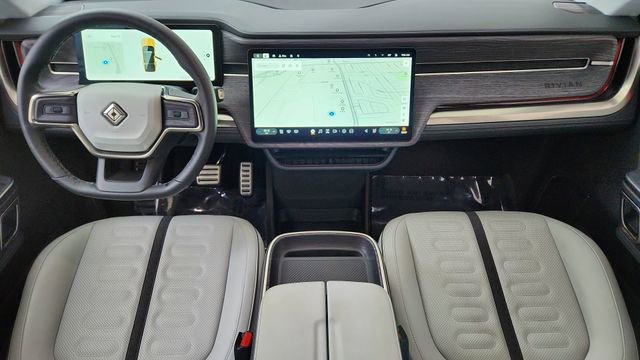 Used 2024 Rivian R1S Adventure image 90