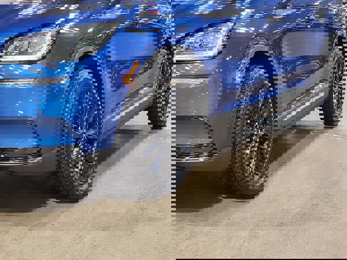 Used 2020 Lincoln Corsair Reserve w/ Elements Package FWD image 17