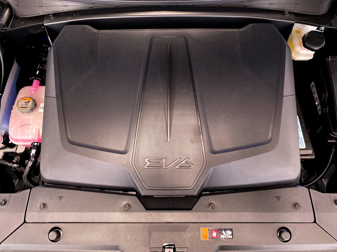 New 2026 Kia EV6 Wind RWD image 14