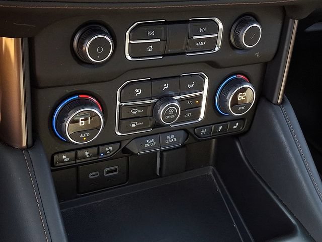 Used 2023 Chevrolet Tahoe High Country AWD/4WD image 15