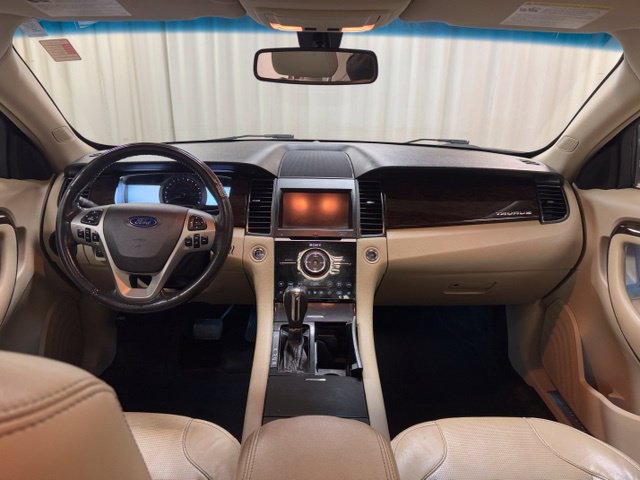 Used 2013 Ford Taurus Limited FWD image 18