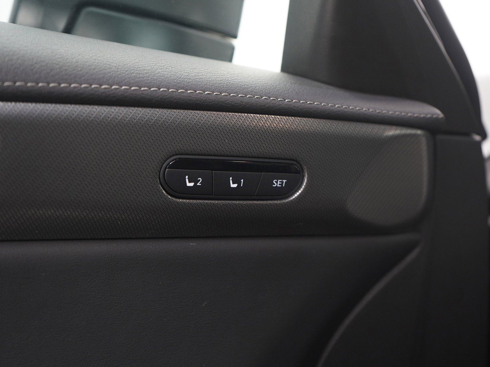 Used 2024 INFINITI QX60 Luxe image 27