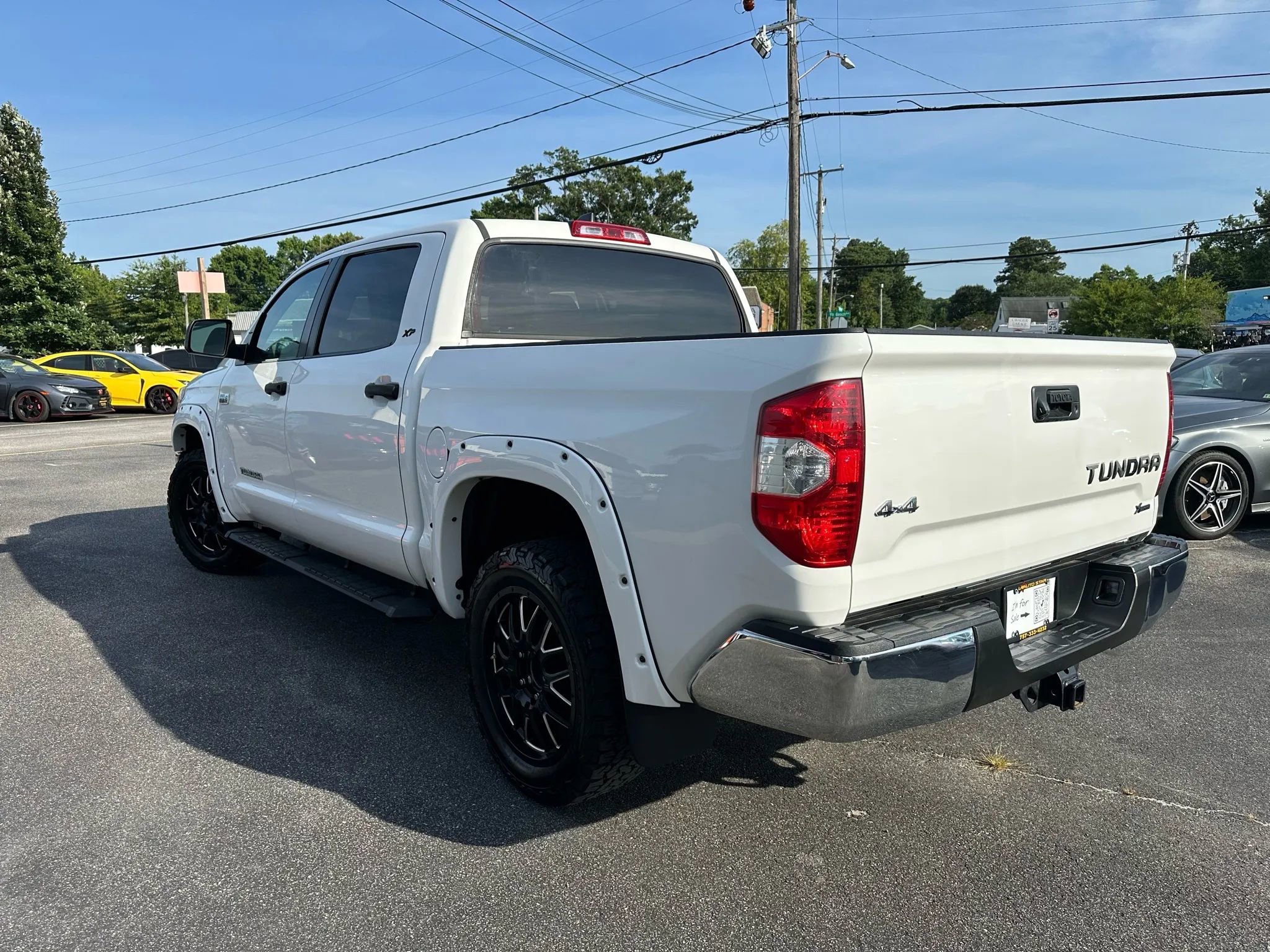 Used 2020 Toyota Tundra SR5 w/ SR5 Upgrade Package image 5