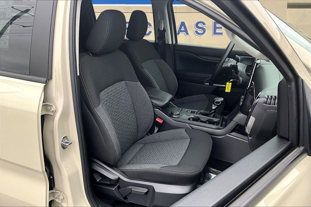 New 2025 Ford Ranger XLT w/ Convenience Package image 11