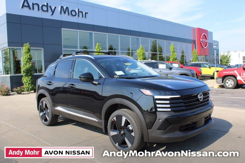 New 2025 Nissan Kicks SR