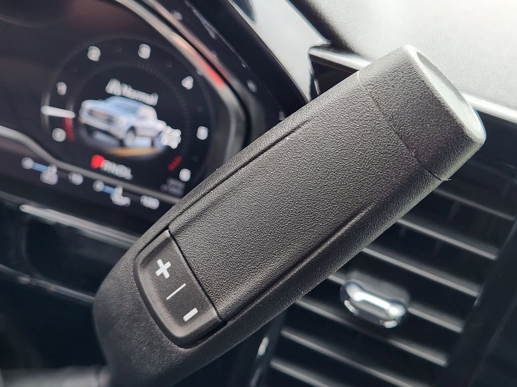 Used 2025 GMC Sierra 1500 SLT image 28