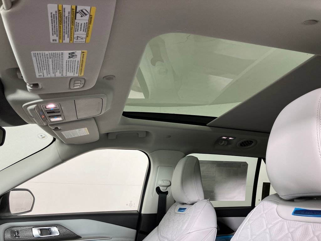 New 2026 Ford Explorer Platinum w/ LUX Leather Package image 36