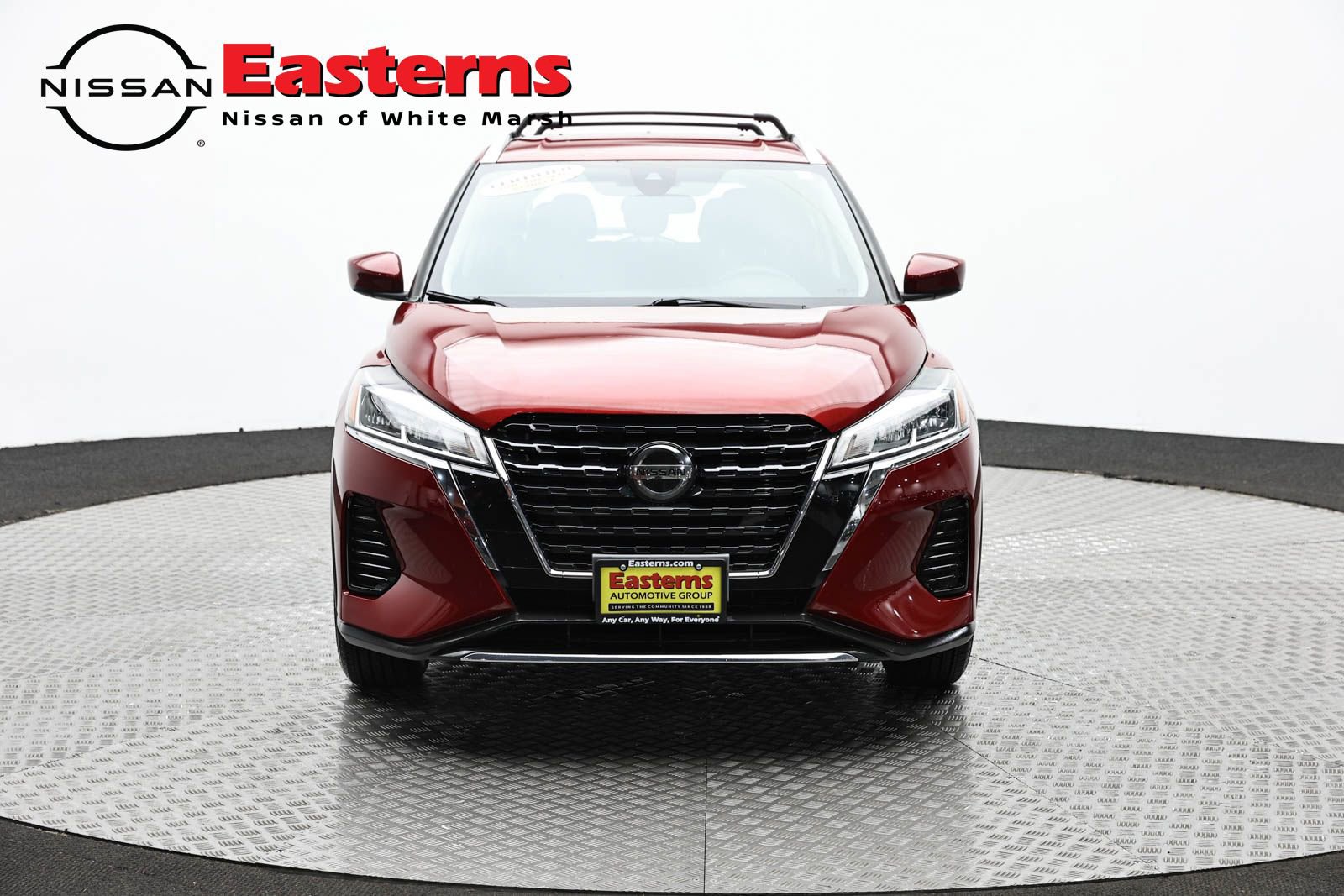 Used 2021 Nissan Kicks SV FWD image 2