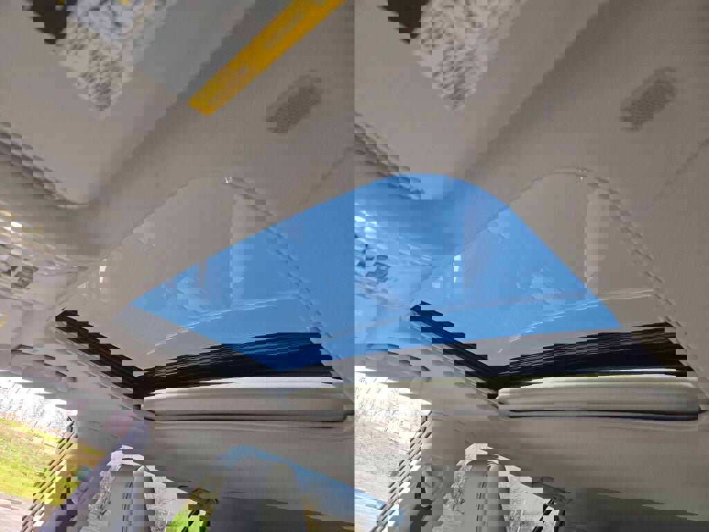 Used 2025 Toyota RAV4 Limited w/ Advanced Technology Package image 25