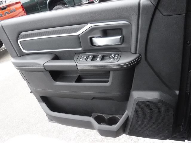 New 2026 RAM 2500 Big Horn AWD/4WD image 23