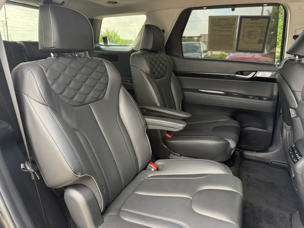 Used 2021 Hyundai Palisade Limited FWD image 25