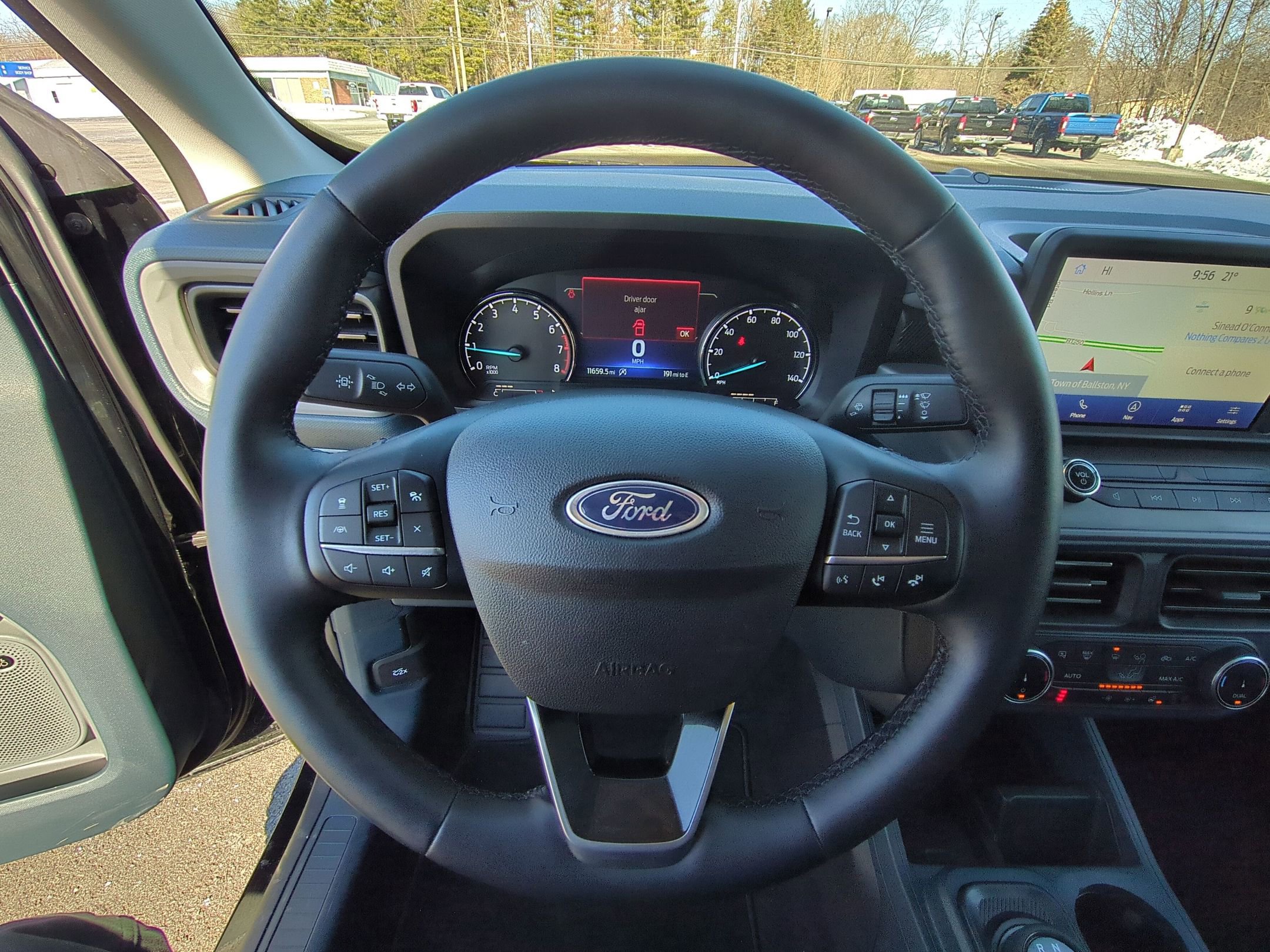 Certified 2024 Ford Maverick Lariat w/ Black Appearance Package image 9