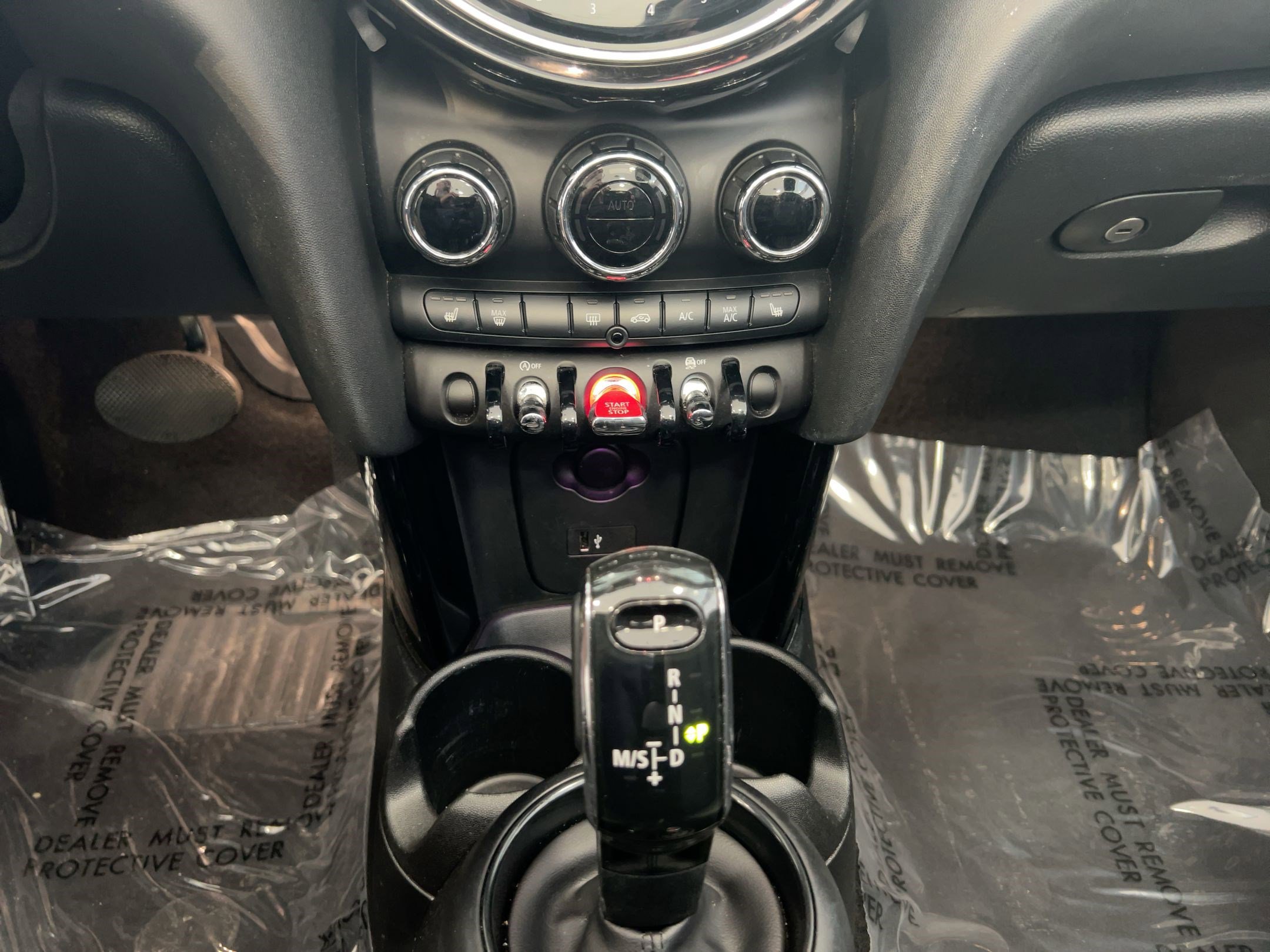 Used 2022 MINI Cooper Convertible image 17