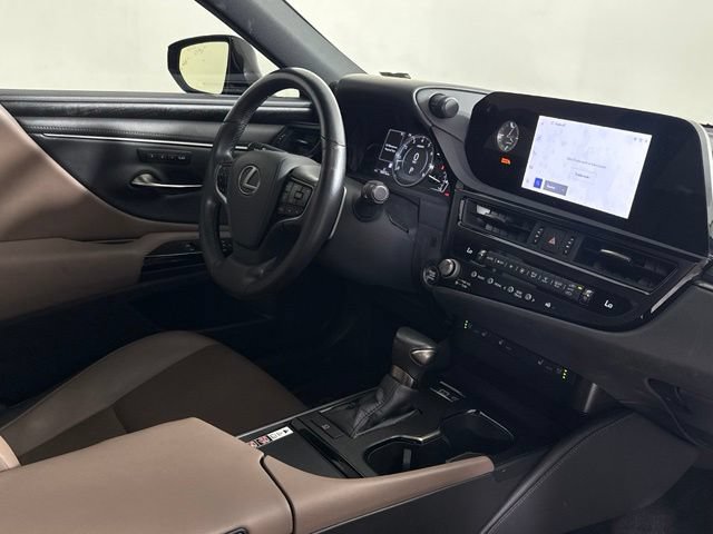 Used 2024 Lexus ES 350 w/ Premium Package FWD image 18