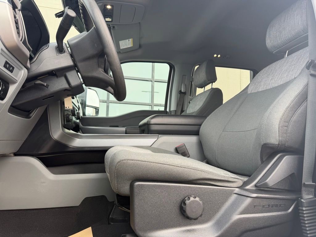 Used 2023 Ford F150 XLT w/ XTR Package image 10
