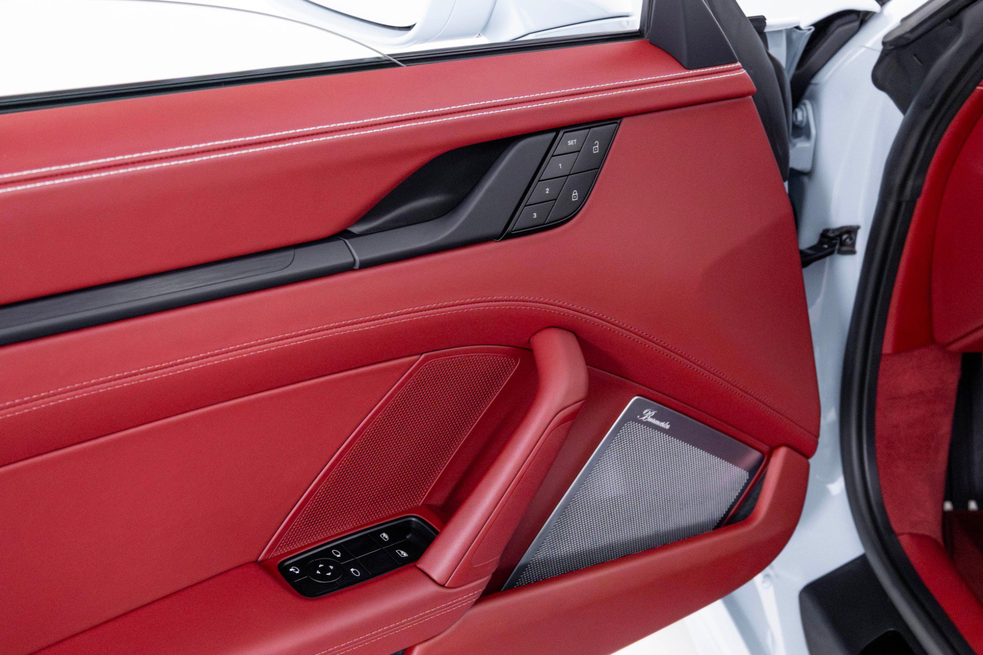 Used 2023 Porsche 911 Targa 4 GTS image 37