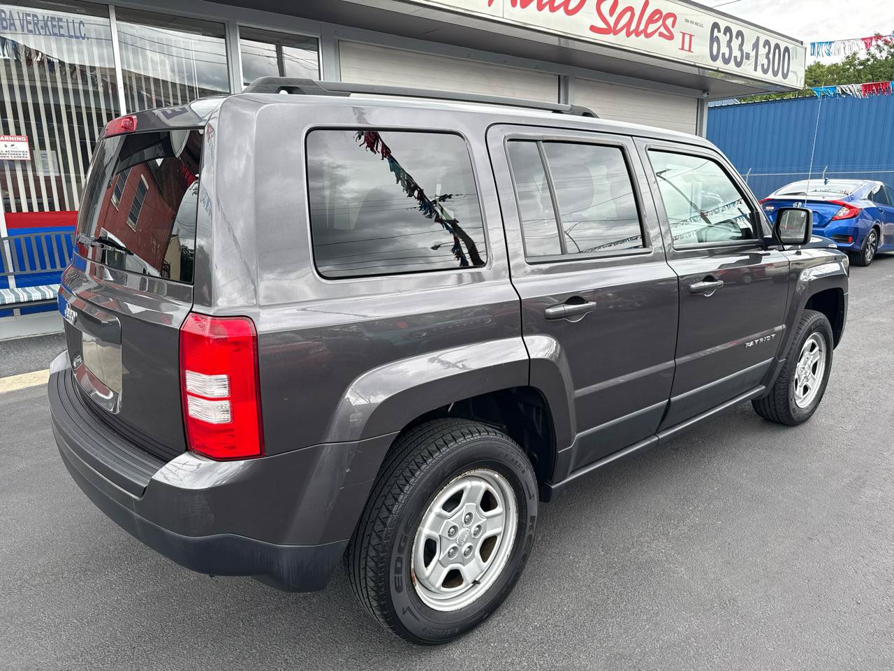 Used 2015 Jeep Patriot Sport AWD/4WD image 3