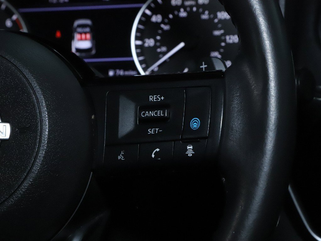 Used 2023 Nissan Rogue SL w/ SL Premium Package image 25