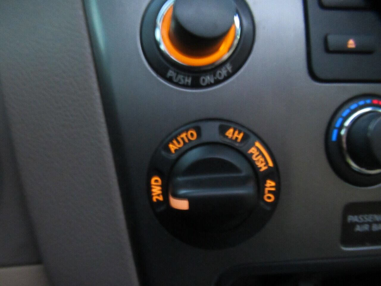 Used 2012 Nissan Armada Platinum image 39