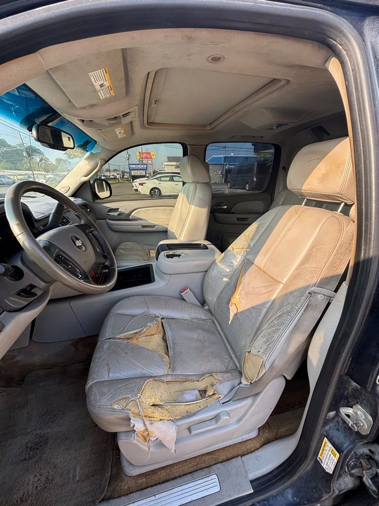 Used 2007 Chevrolet Avalanche LT w/ LT Preferred Equipment Group image 8