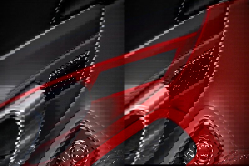 Used 2018 Porsche 718 Cayman S image 15