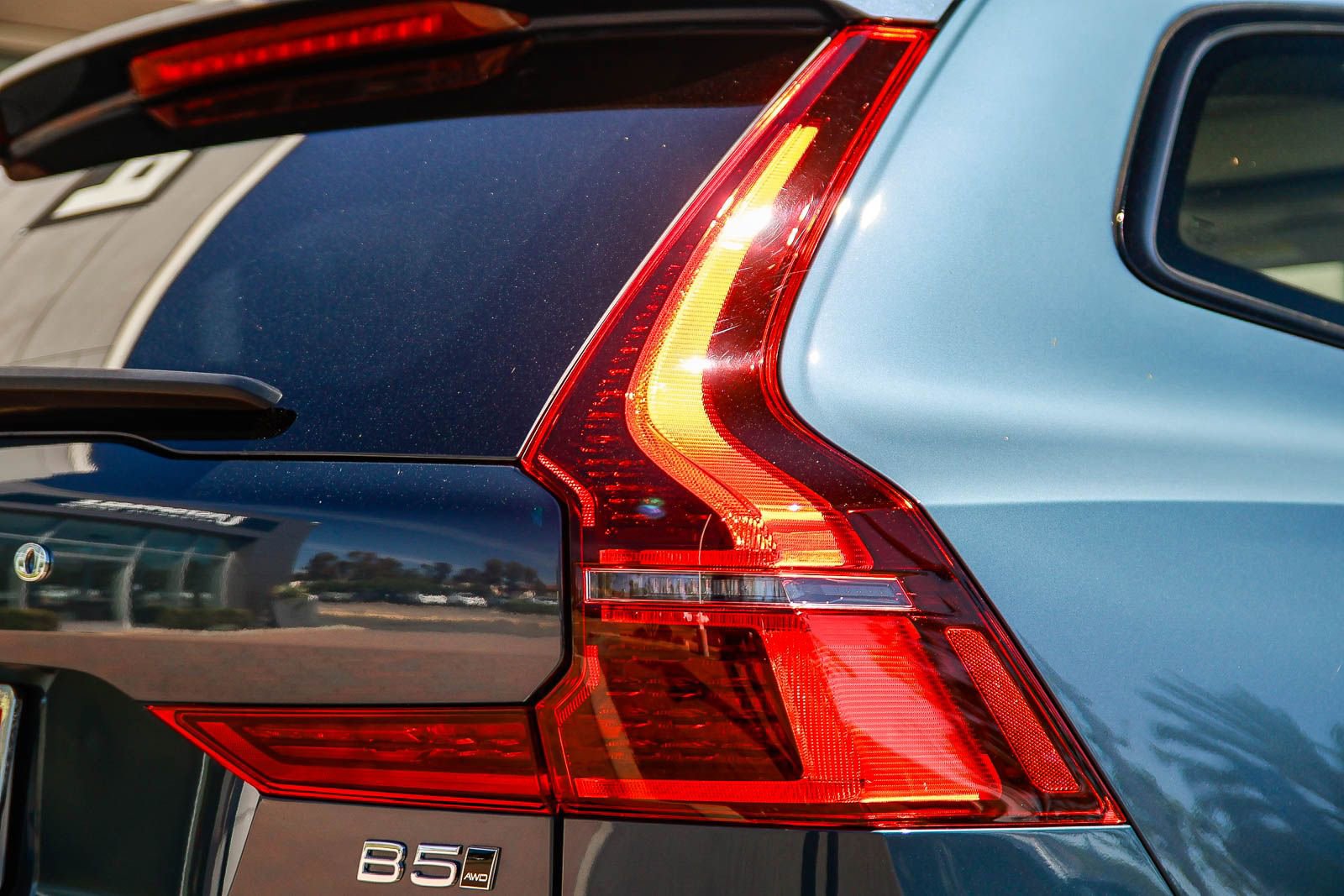 Used 2026 Volvo XC60 B5 Ultra w/ Protection Package Premier image 9