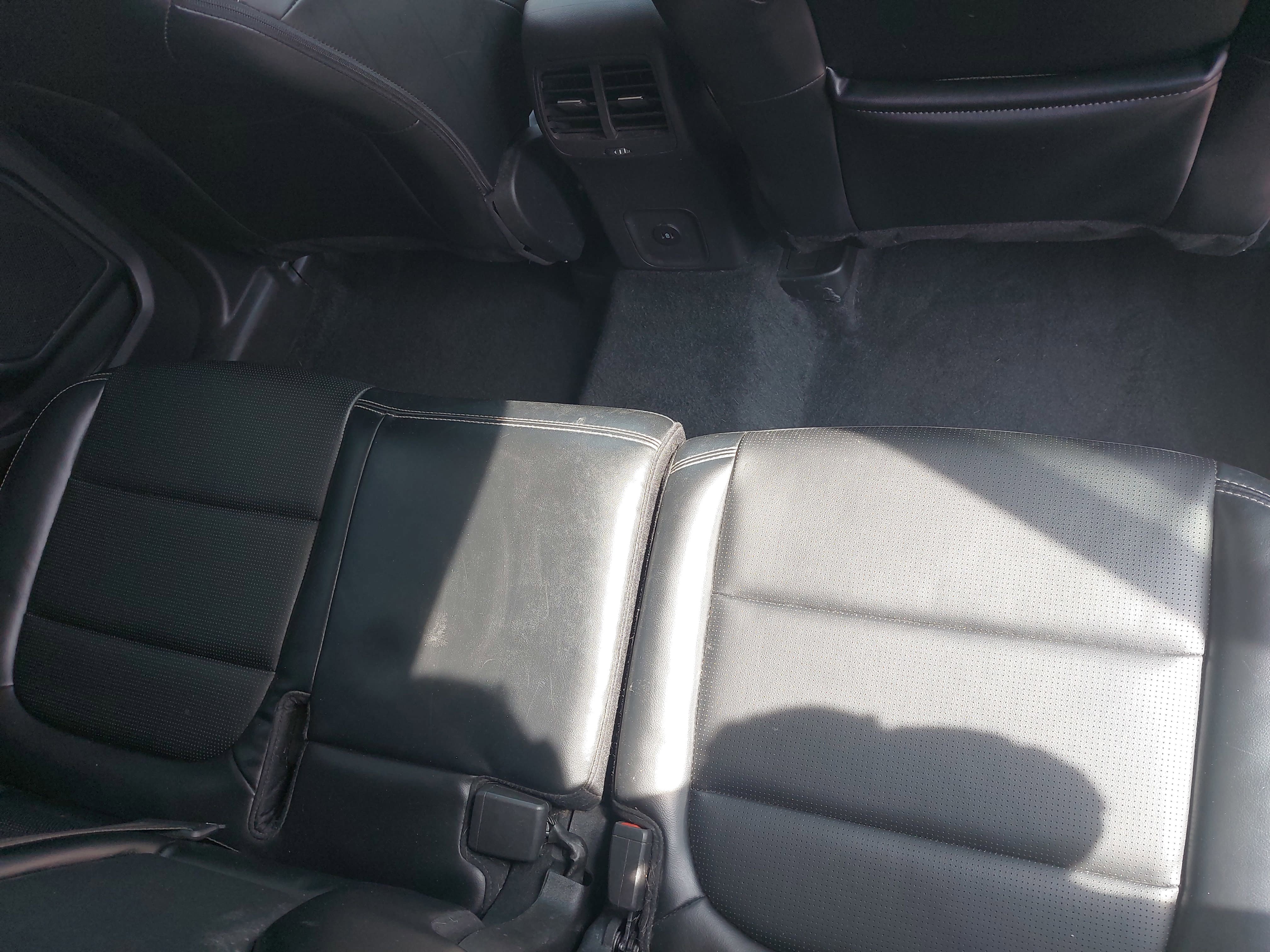 Used 2023 Ford Escape Platinum AWD/4WD image 12
