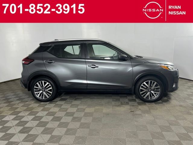 Certified 2023 Nissan Kicks SV image 4