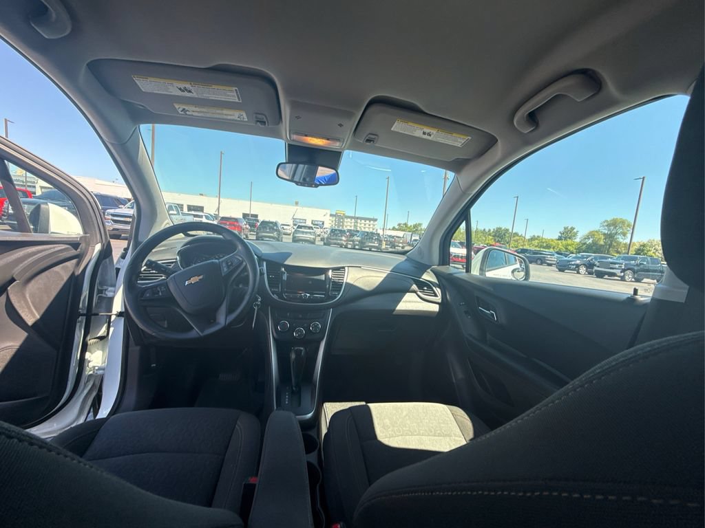 Used 2021 Chevrolet Trax LS w/ Tint and Cruise Package AWD/4WD image 24
