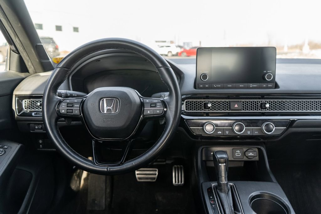 Used 2023 Honda Civic Sport image 15