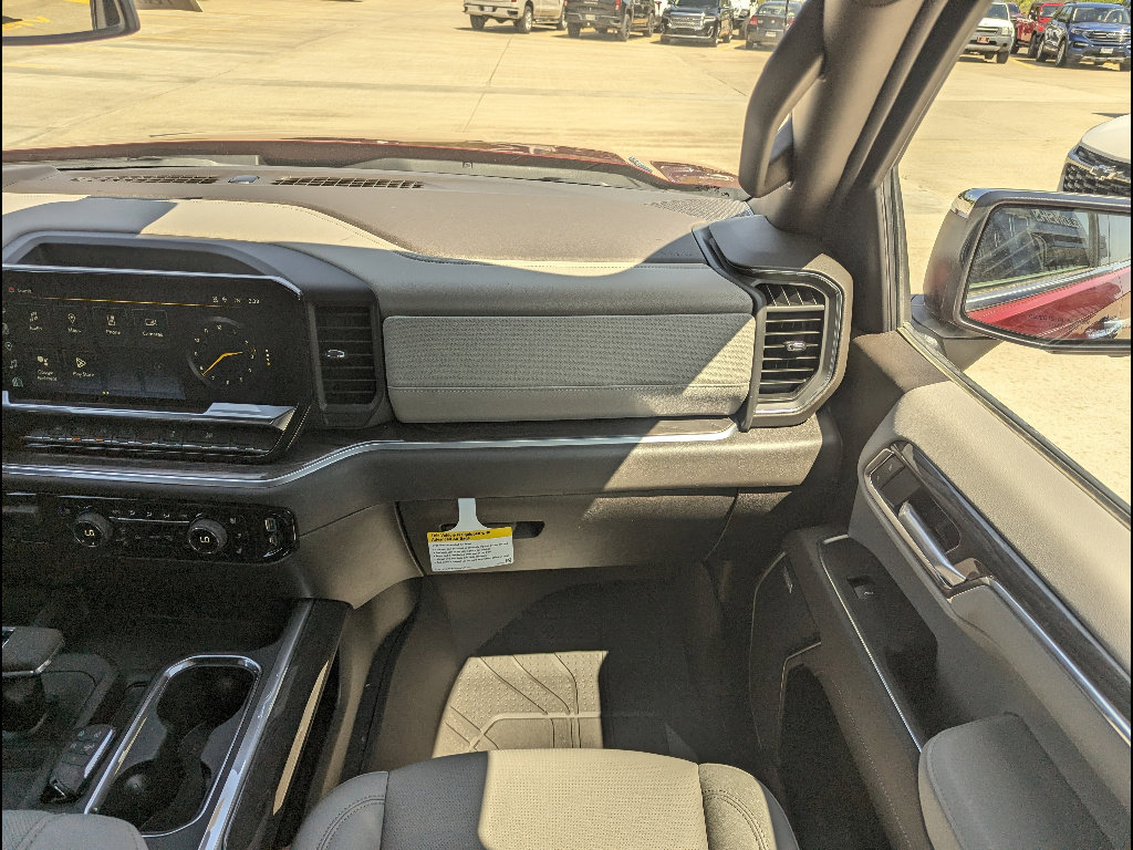 New 2026 Chevrolet Silverado 1500 LTZ w/ LTZ Convenience Package II AWD/4WD image 4