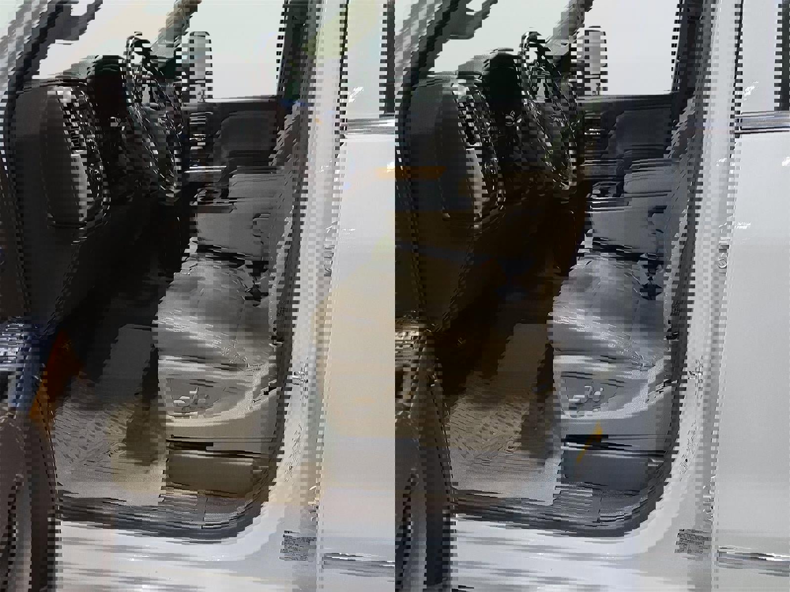 Used 2017 Chevrolet Silverado 1500 LTZ w/ Max Trailering Package image 5