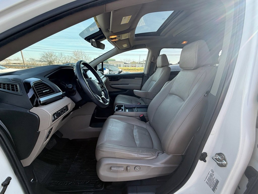 Used 2019 Honda Odyssey Elite image 11
