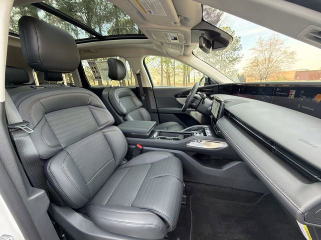 New 2026 Lincoln Nautilus Reserve AWD/4WD image 27