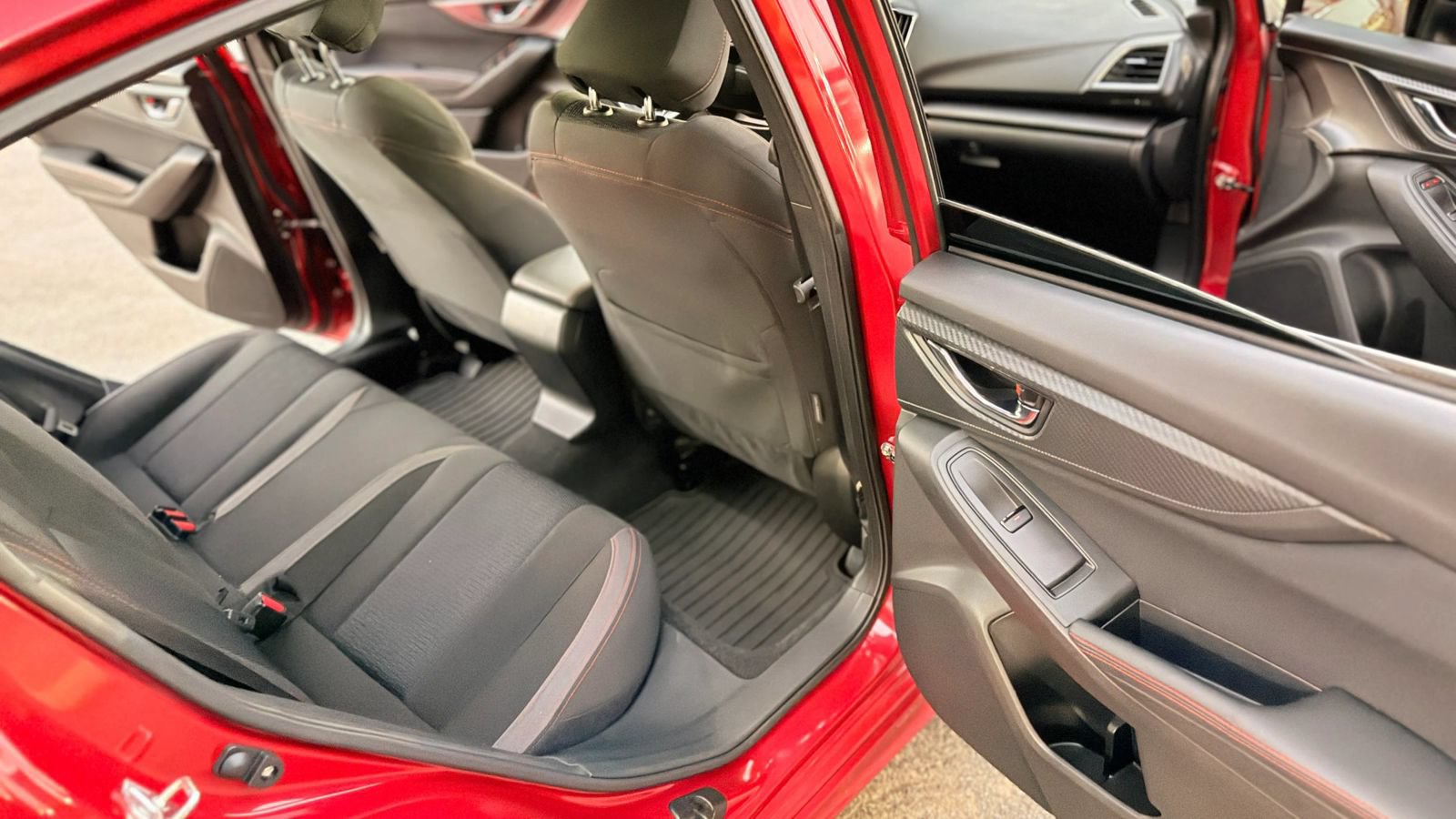 Used 2018 Subaru Impreza 2.0i Sport AWD/4WD image 11