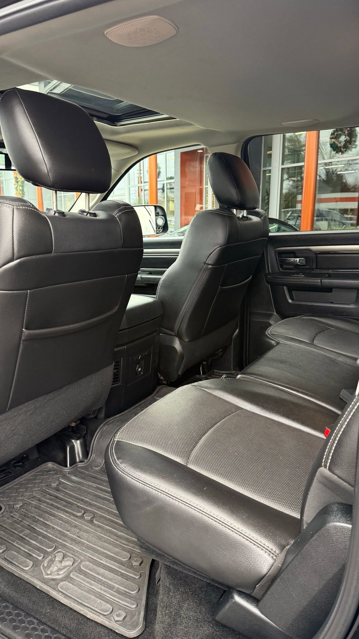 Used 2015 RAM 1500 Sport image 37