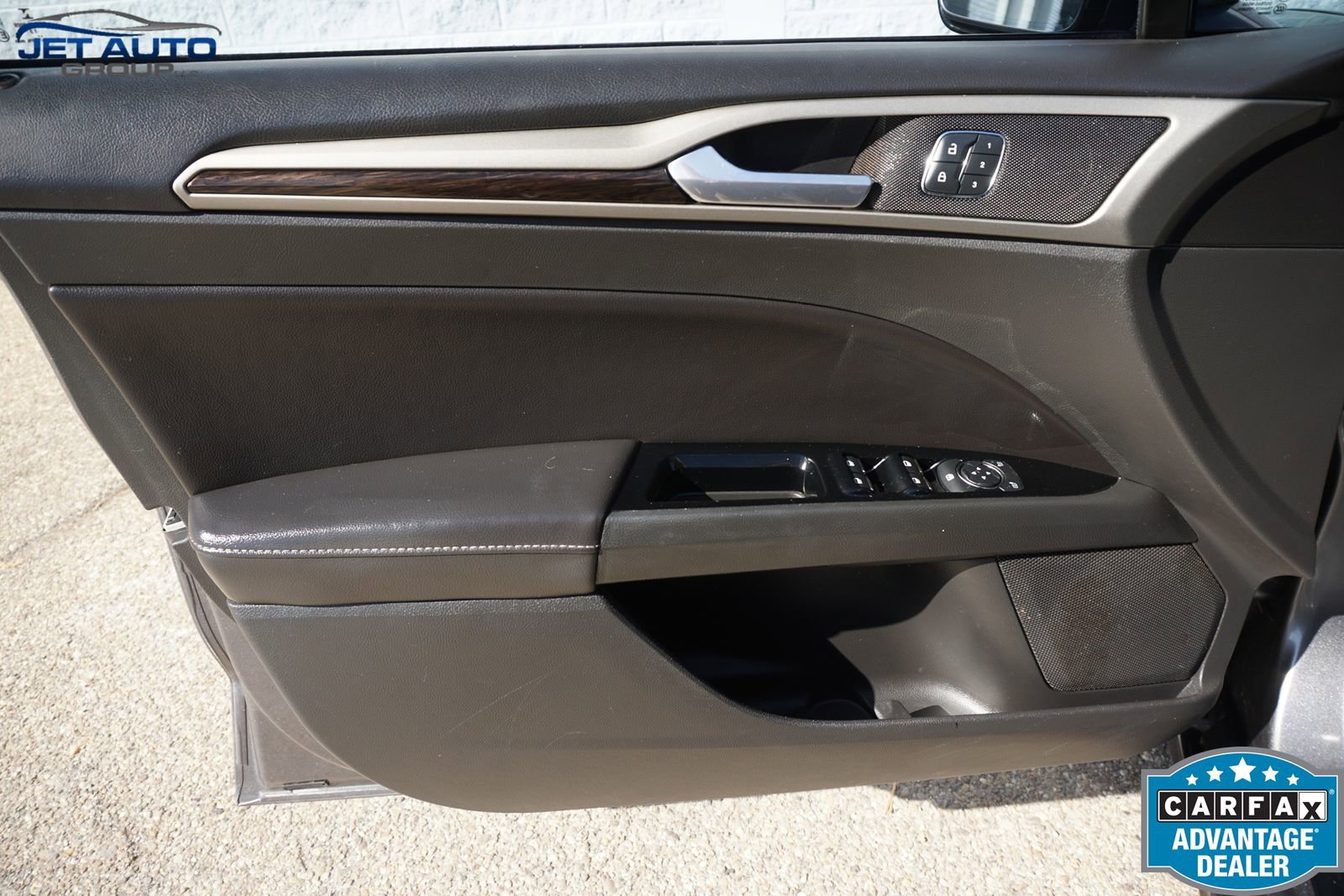 Used 2014 Ford Fusion SE w/ Equipment Group 502A image 24