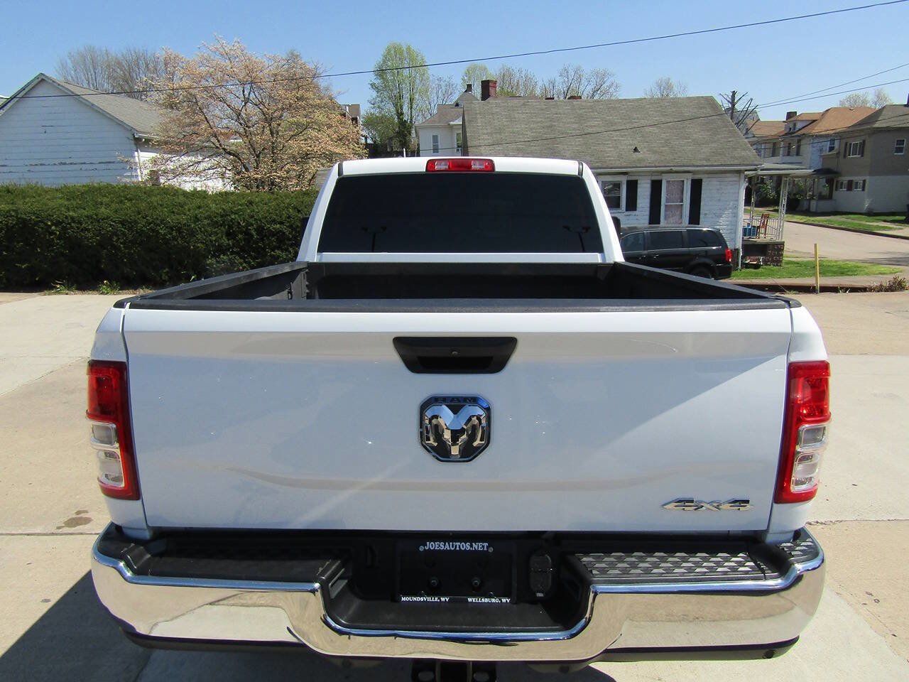 Used 2024 RAM 2500 Big Horn w/ Off Road Package image 4