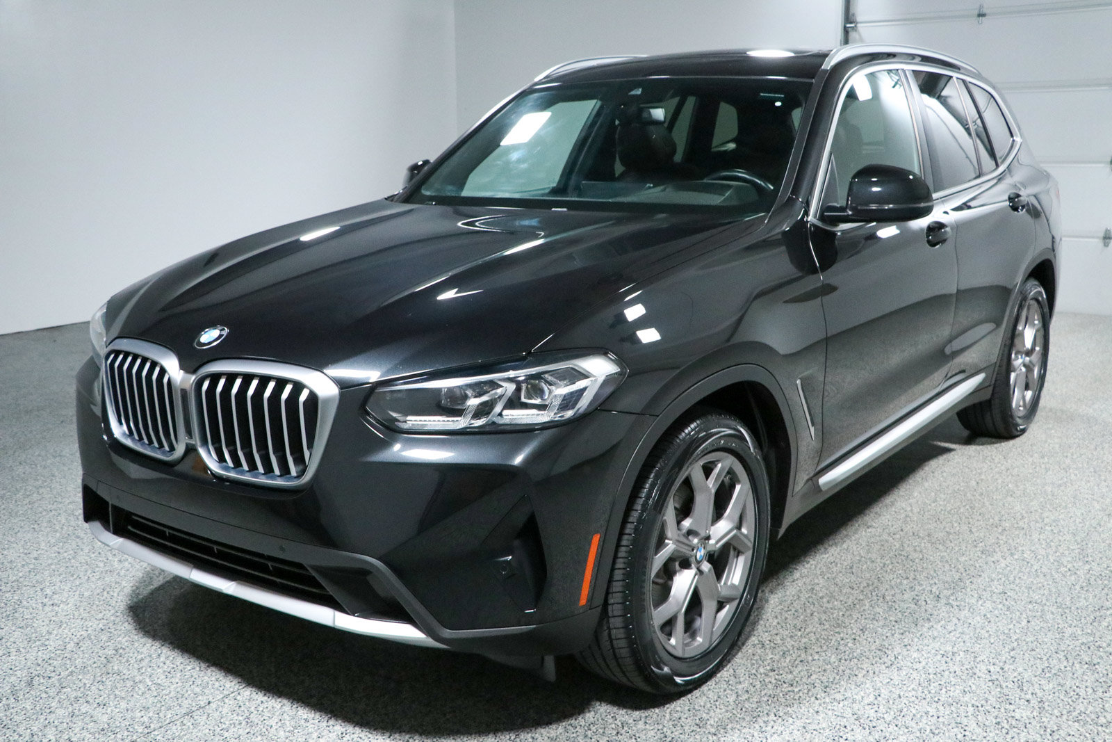 Used 2022 BMW X3 sDrive30i w/ Premium Package 2 RWD image 32