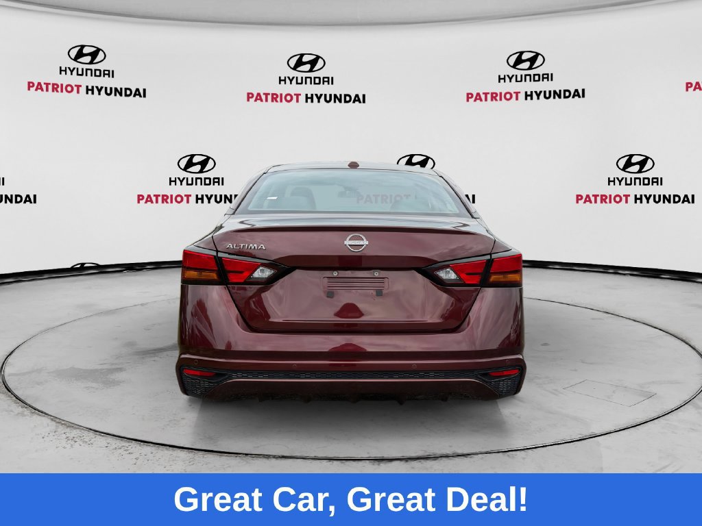 Used 2025 Nissan Altima 2.5 SV FWD image 4