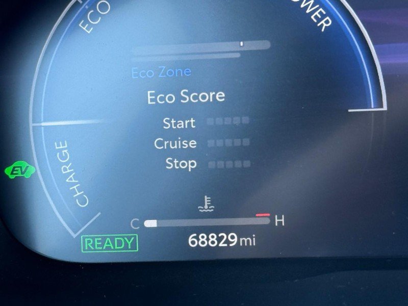 Used 2023 Toyota RAV4 XSE AWD/4WD image 19