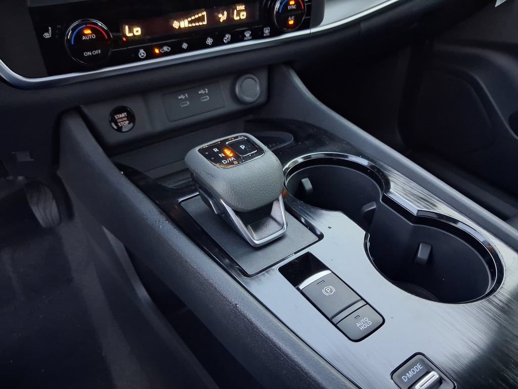 New 2026 Nissan Rogue Dark Armor FWD image 10