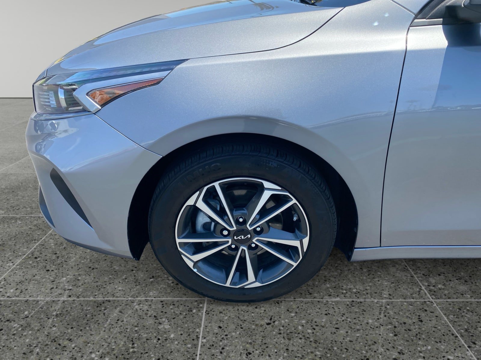 Used 2024 Kia Forte LXS w/ LXS Technology Package FWD image 14