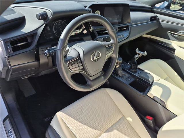 Used 2022 Lexus ES 350 w/ Premium Package FWD image 10