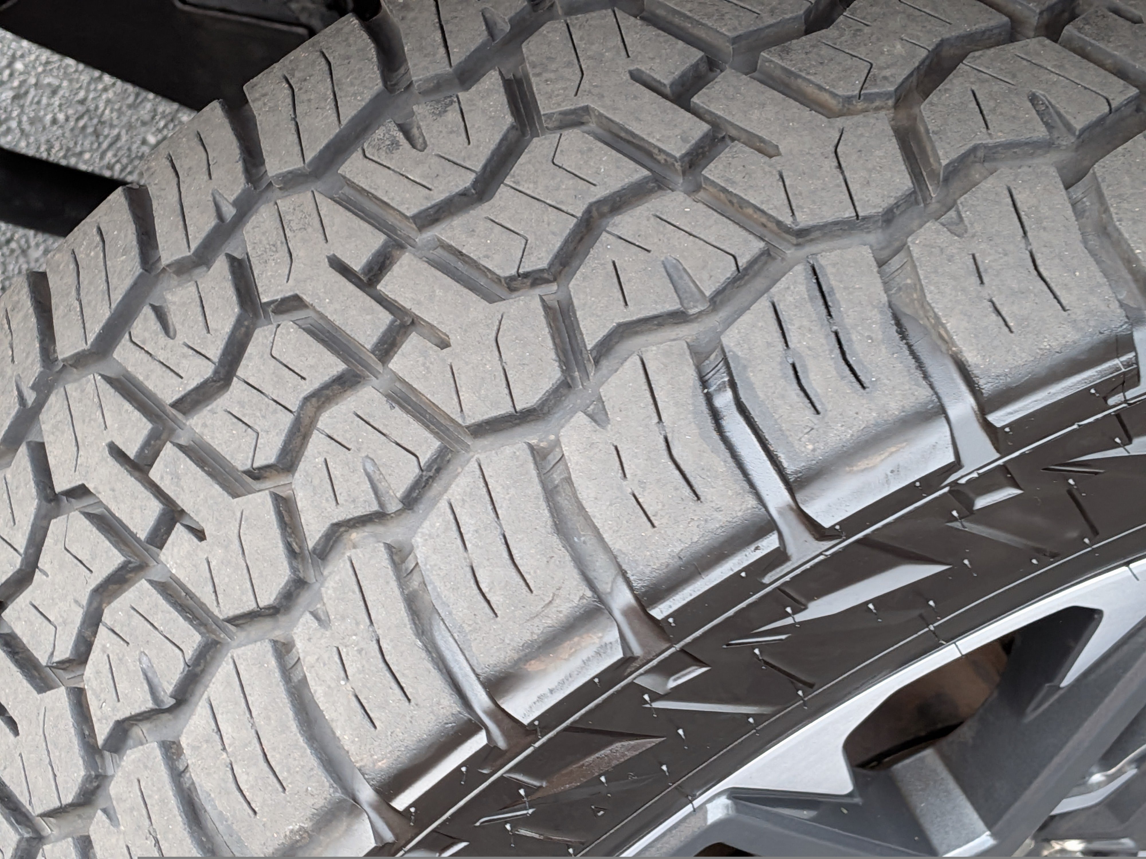 Used 2024 Toyota Tundra Limited AWD/4WD image 14