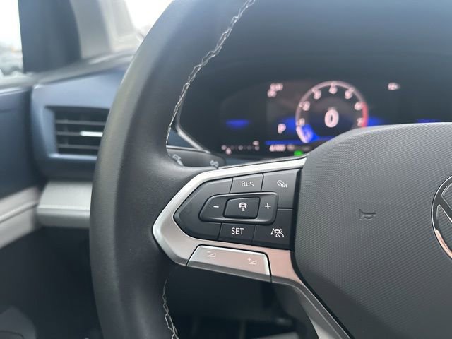 Used 2024 Volkswagen Taos SE image 23