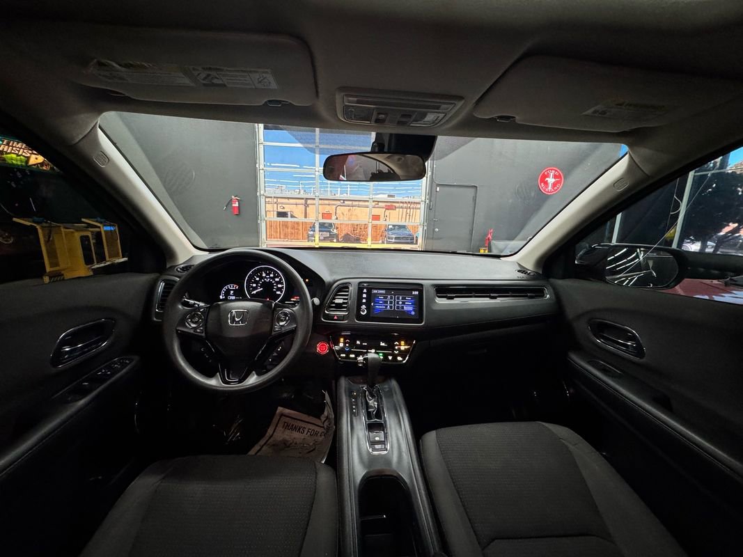 Used 2022 Honda HR-V EX image 32