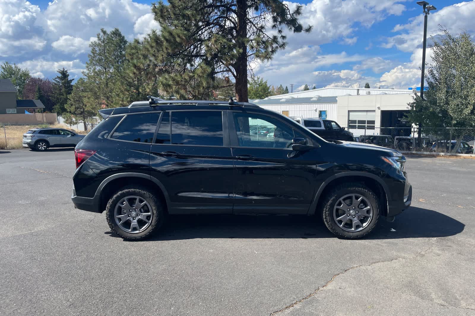 Used 2024 Honda Passport TrailSport image 6